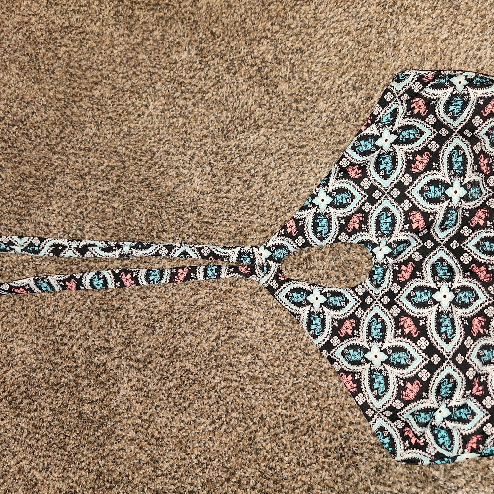Floral Patterned Halter Top - Picture 1 of 3
